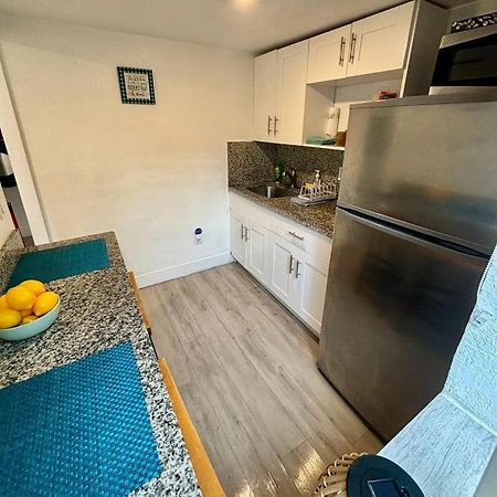 Nice Queen Bedroom - Best Location In Miami - Luggage Storage Service, Parking And Laundry Exteriér fotografie